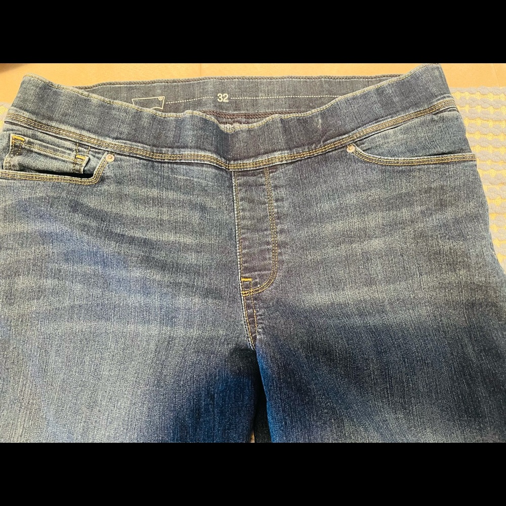 Levi mom jeans